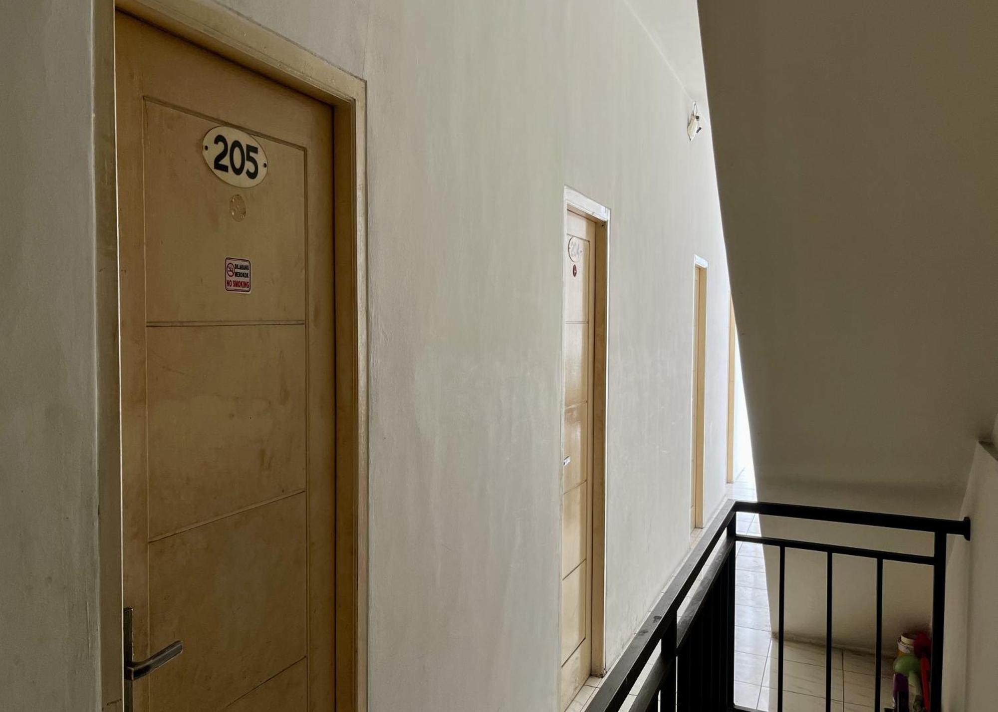 Rb Residence Grogol Yakarta Exterior foto