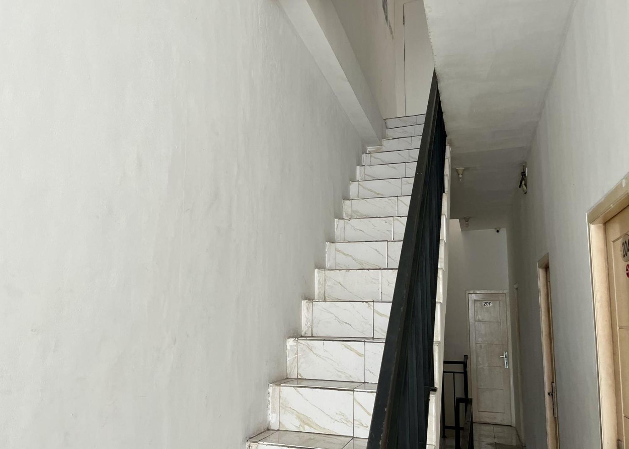 Rb Residence Grogol Yakarta Exterior foto